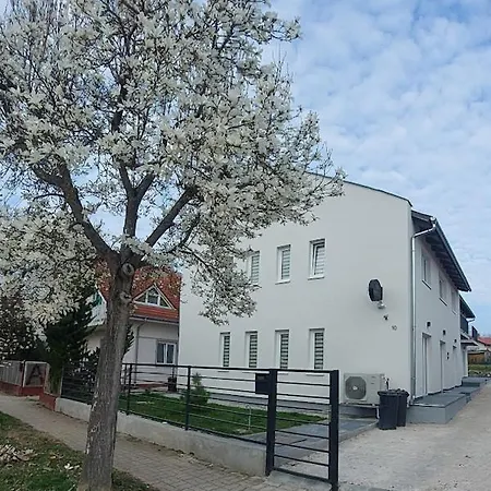 Haban Lux Apartmanhaz Daire