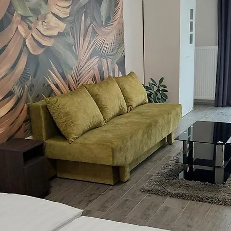Апартаменты Haban Lux Apartmanhaz *