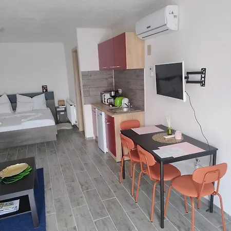 Haban Lux Apartmanhaz * Хевиз