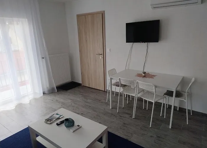 Haban Lux Apartmanhaz
